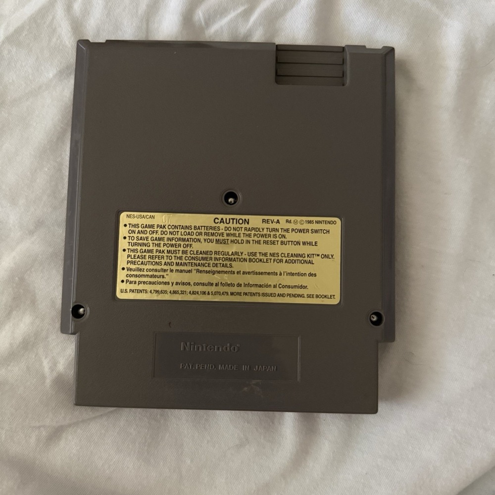 Dragon Warrior IV 4 Nintendo NES Authentic 1992 Game Cartridge Only Untested - Picture 2 of 4
